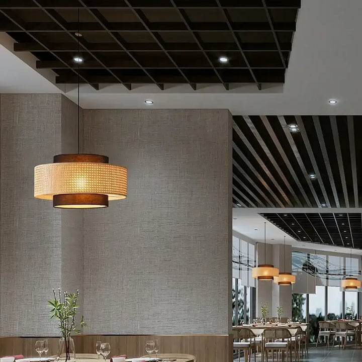 Suspension design naturelle rotin tressé et textile chic