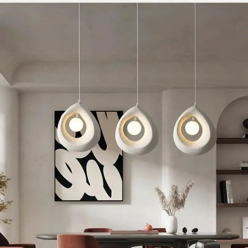 Suspension Design Sculpturale En Plâtre Forme Goutte Organique