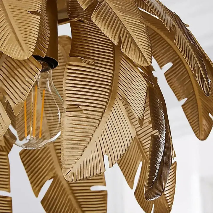 Suspension dorée en métal style feuilles décoratif naturel