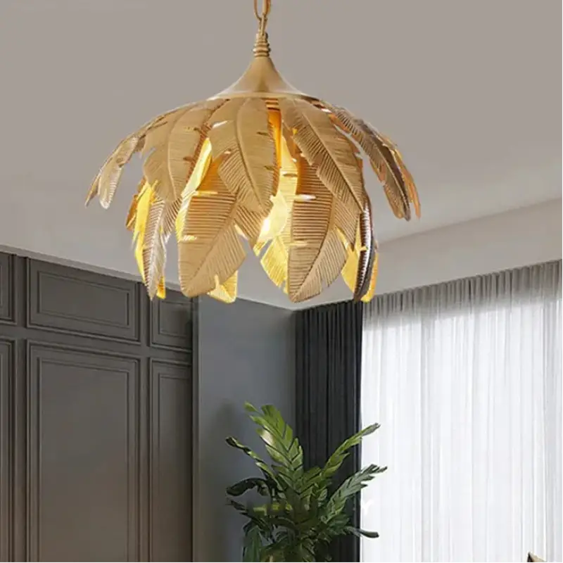 Suspension dorée en métal style feuilles décoratif naturel