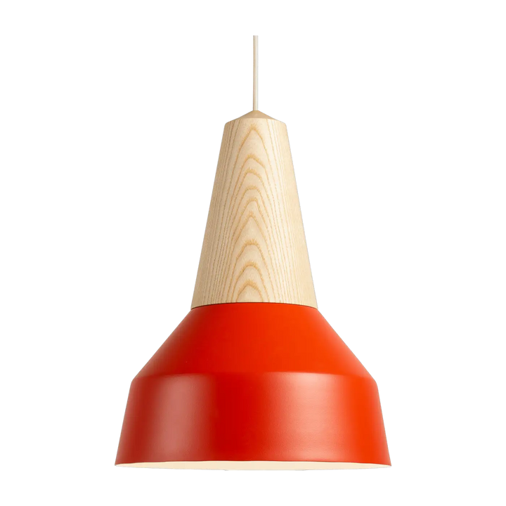 Suspension Eikon Basic en frêne avec abat-jour rouge coquelicot #couleur_rouge