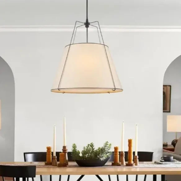 Suspension élégante en tissu pour salon ou chambre

