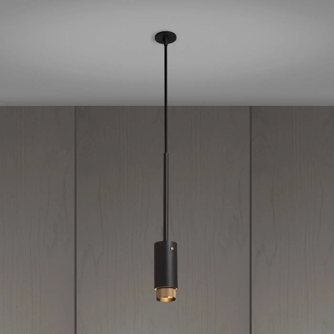 Suspension Exhaust à gravure alignée Graphite finition laiton #couleur_dor