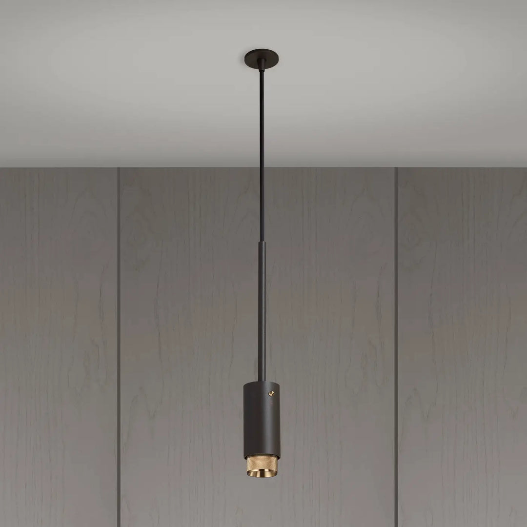 Suspension Exhaust à gravure quadrillée Graphite, déflecteur moleté en laiton #couleur_dor