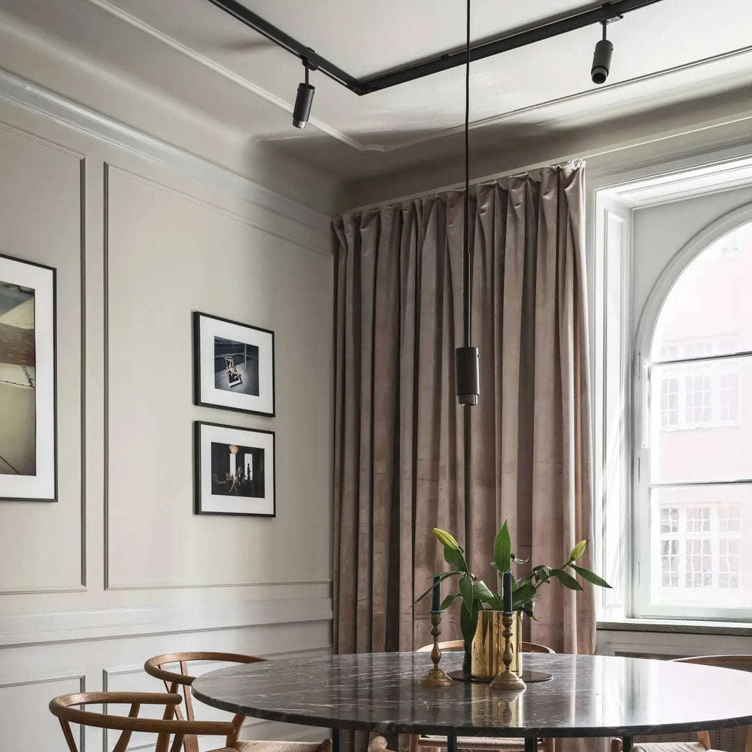 Suspension Exhaust dans un intérieur, vue 7 #couleur_gris
