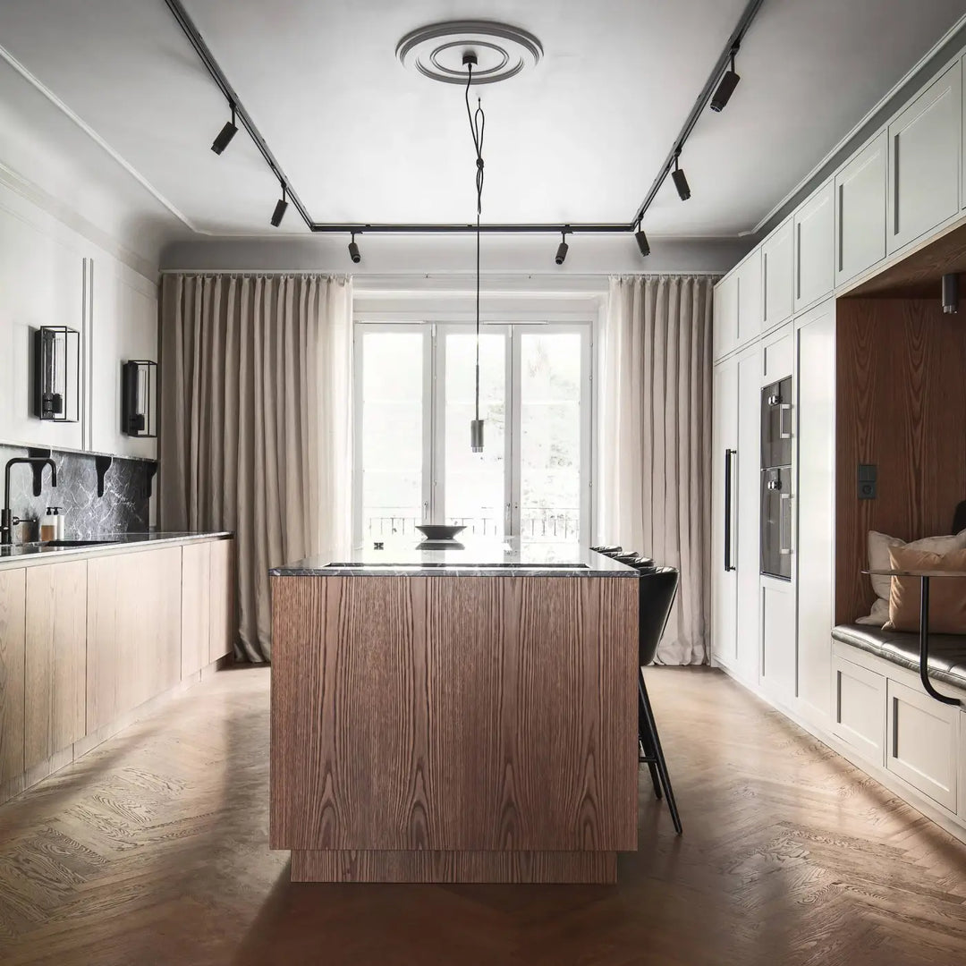 Suspension Exhaust dans un intérieur, vue 2 #couleur_dor