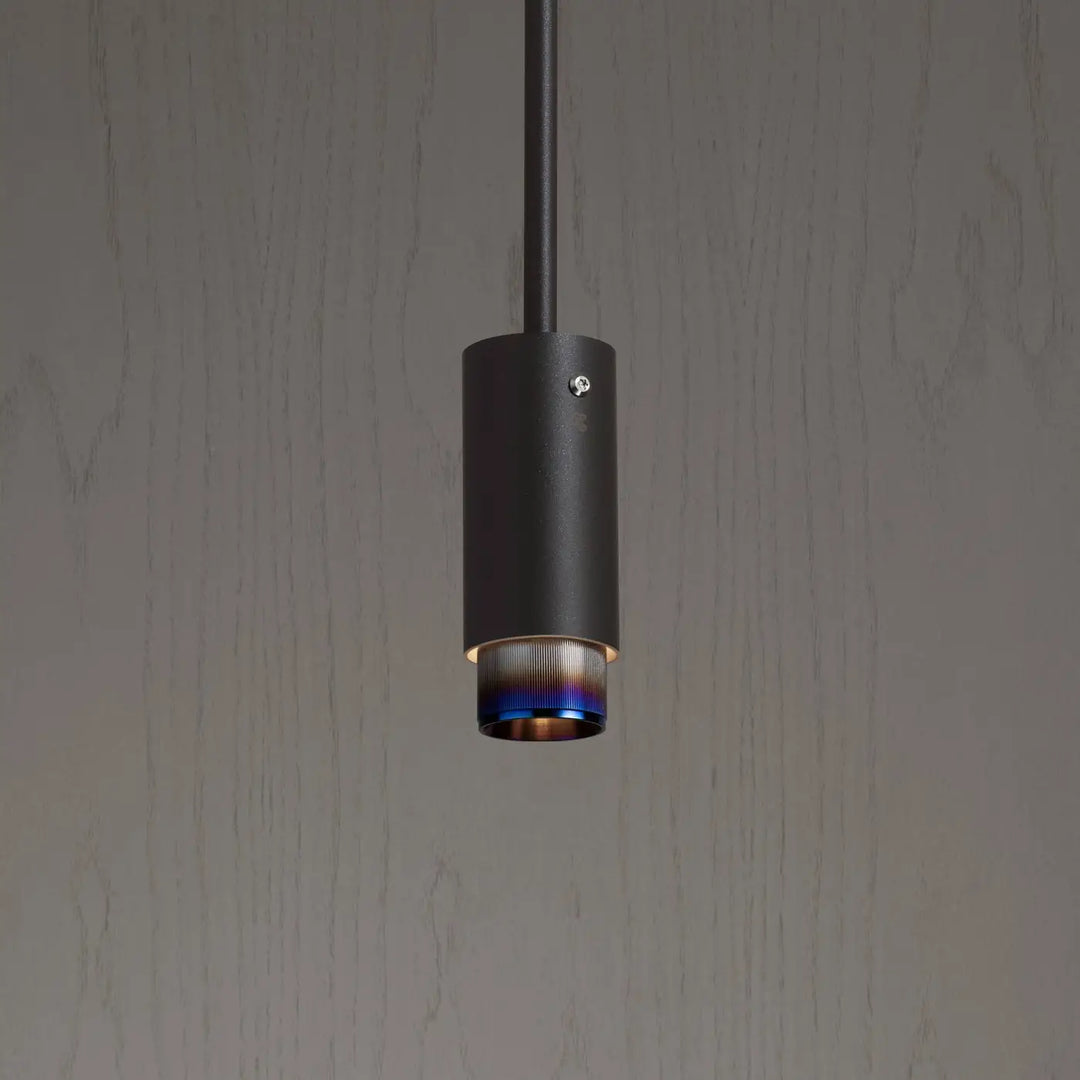Suspension Exhaust à gravure alignée Graphite finition acier brûlé, vue 2 #couleur_multicolore
