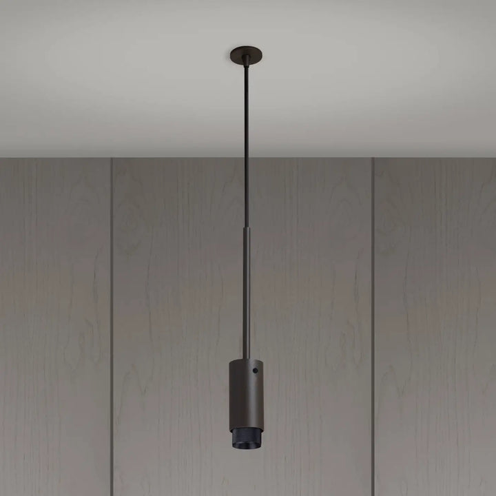 Suspension Exhaust à gravure quadrillée Graphite, déflecteur moleté noir #couleur_noir