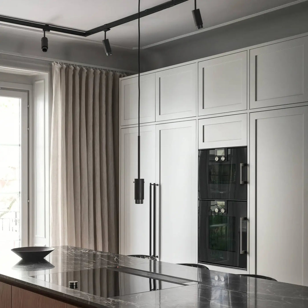 Suspension Exhaust dans un intérieur, vue 4 #couleur_gris