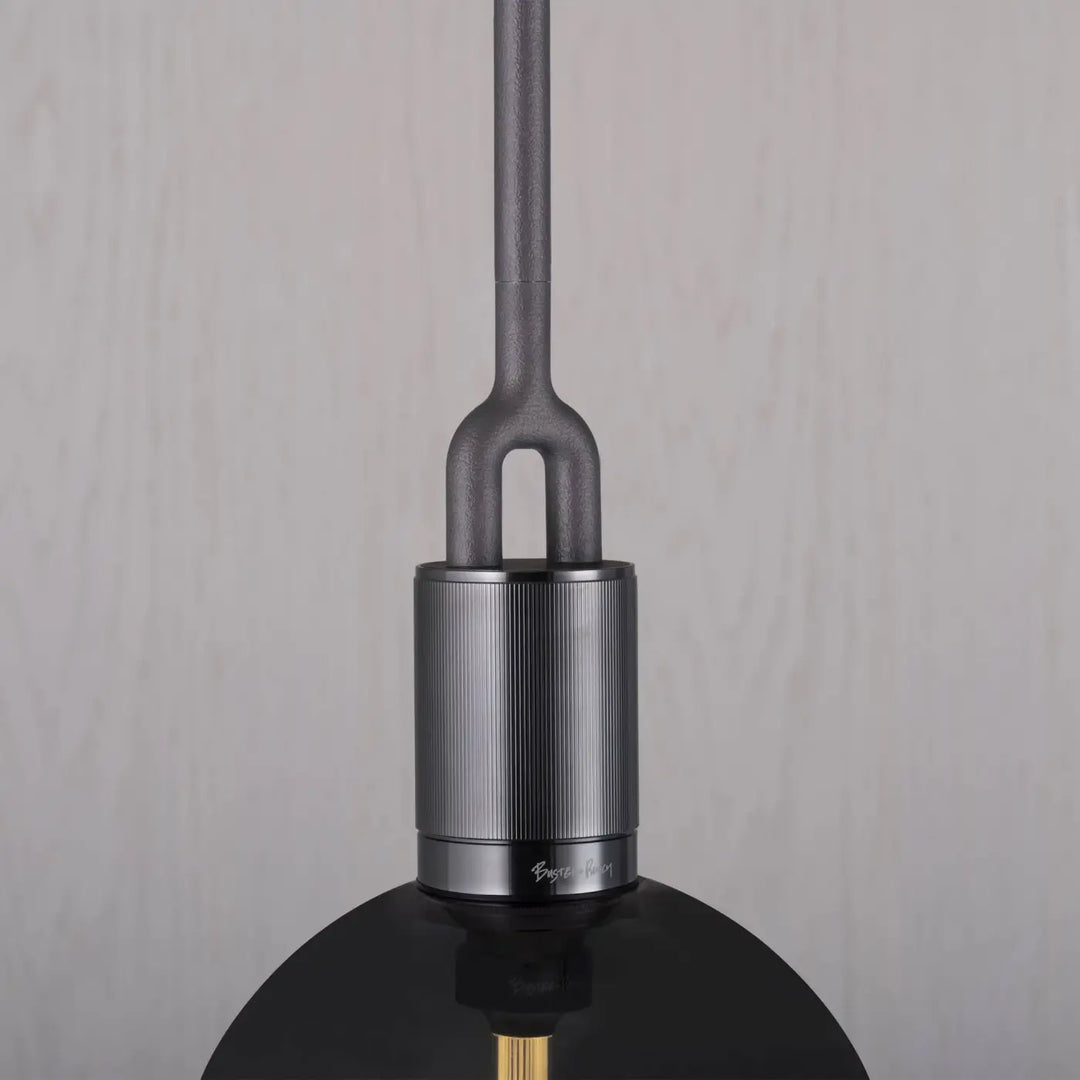 Suspension Forked Large finition grise avec globe en verre fumé #couleur_gris