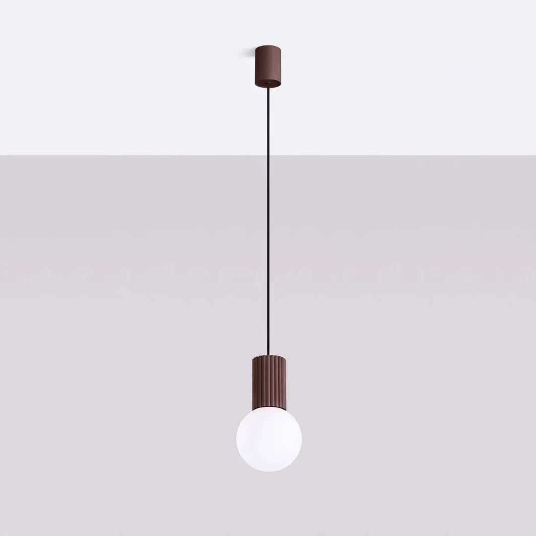 Suspension Halo à globe opalin et col cannelé marron, éteinte