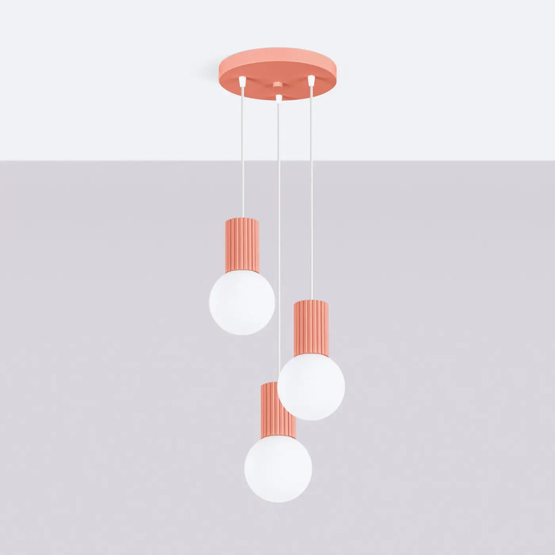 Suspension Halo pêche en grappe à globes opalins, éteinte
