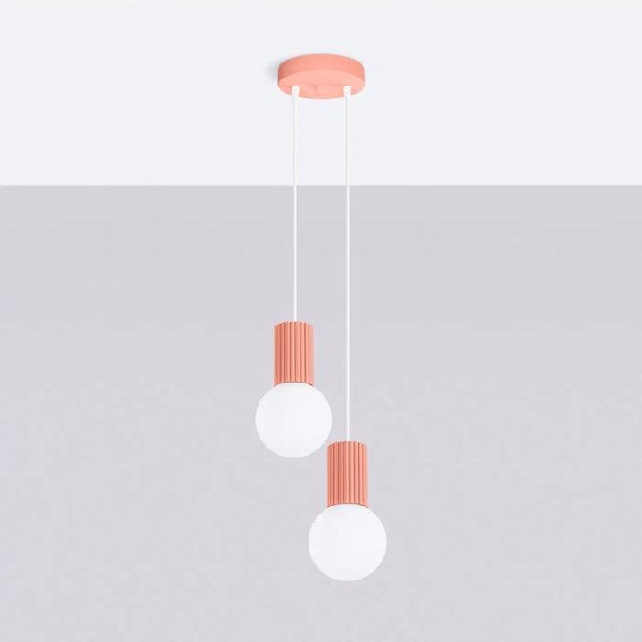 Suspension Halo pêche en grappe à globes opalins, éteinte