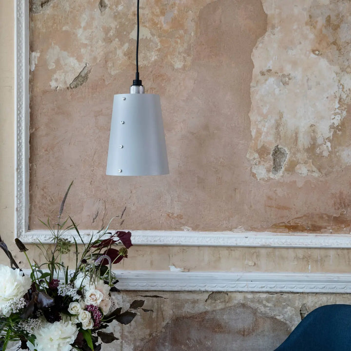 Suspension Hooked 1.0 grand modèle dans un intérieur #couleur_argent