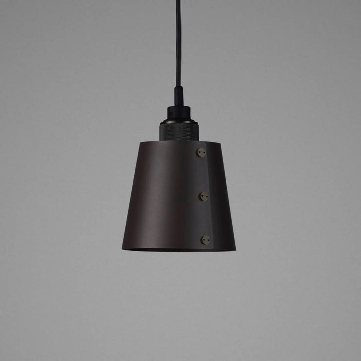 Suspension Hooked 1.0 petit modèle en finition bronze fumé avec abat-jour en métal graphite #couleur_gris