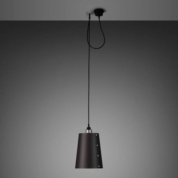 Suspension Hooked 1.0 grand modèle à abat-jour graphite, finition acier #couleur_argent