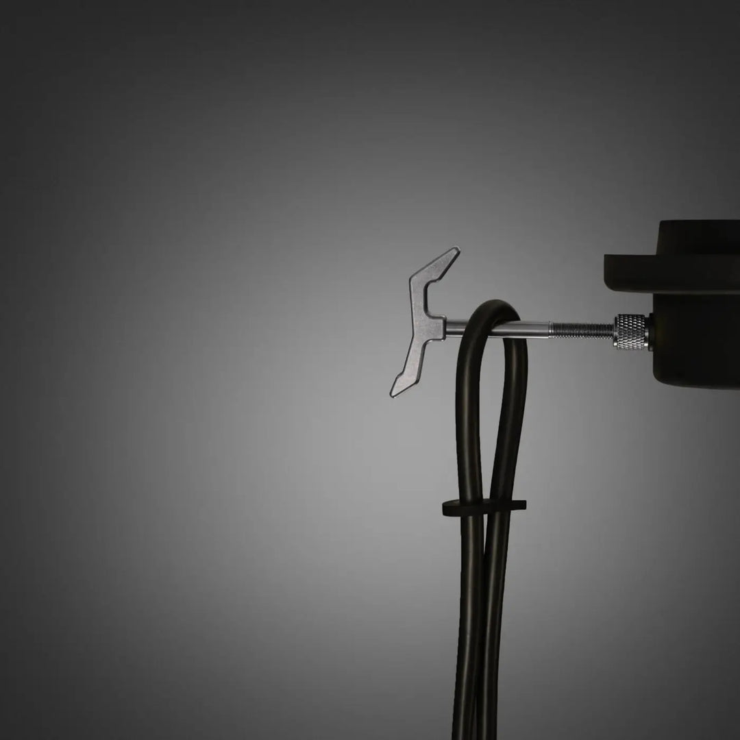 Suspension Hooked 6.0 graphite en acier, câble de 2,6 m #couleur_argent