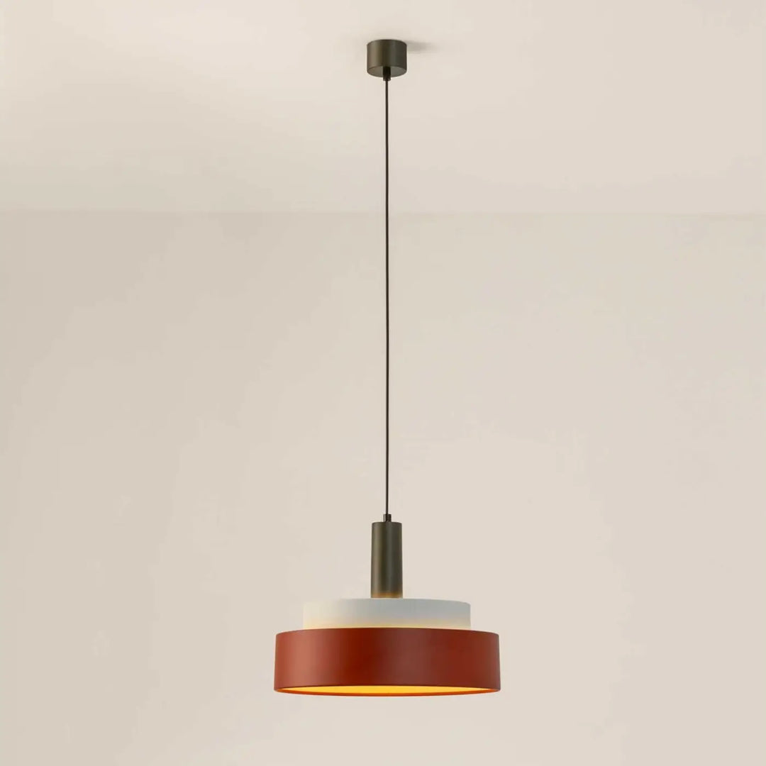 Vue de la suspension Keops Triple en aluminium multicolore