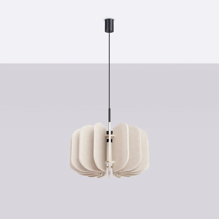 Suspension Mula à lamelles de feutre beige, éteinte