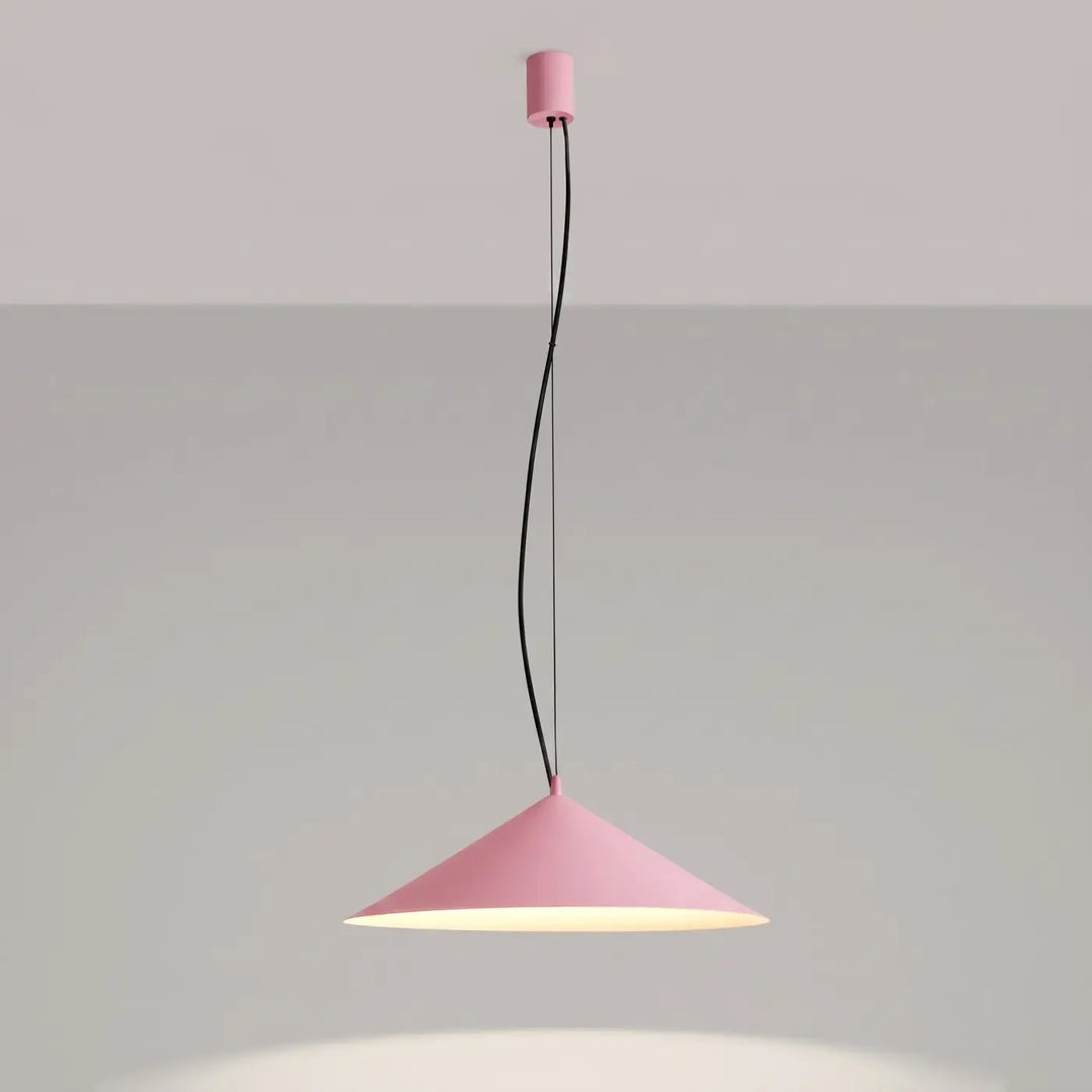 Suspension FINT rose allumée, lumière vers le bas