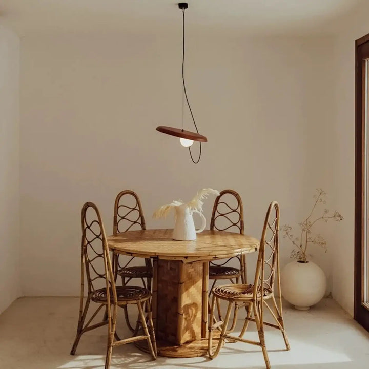 Suspension led avec design unique et éclairage doux élégante