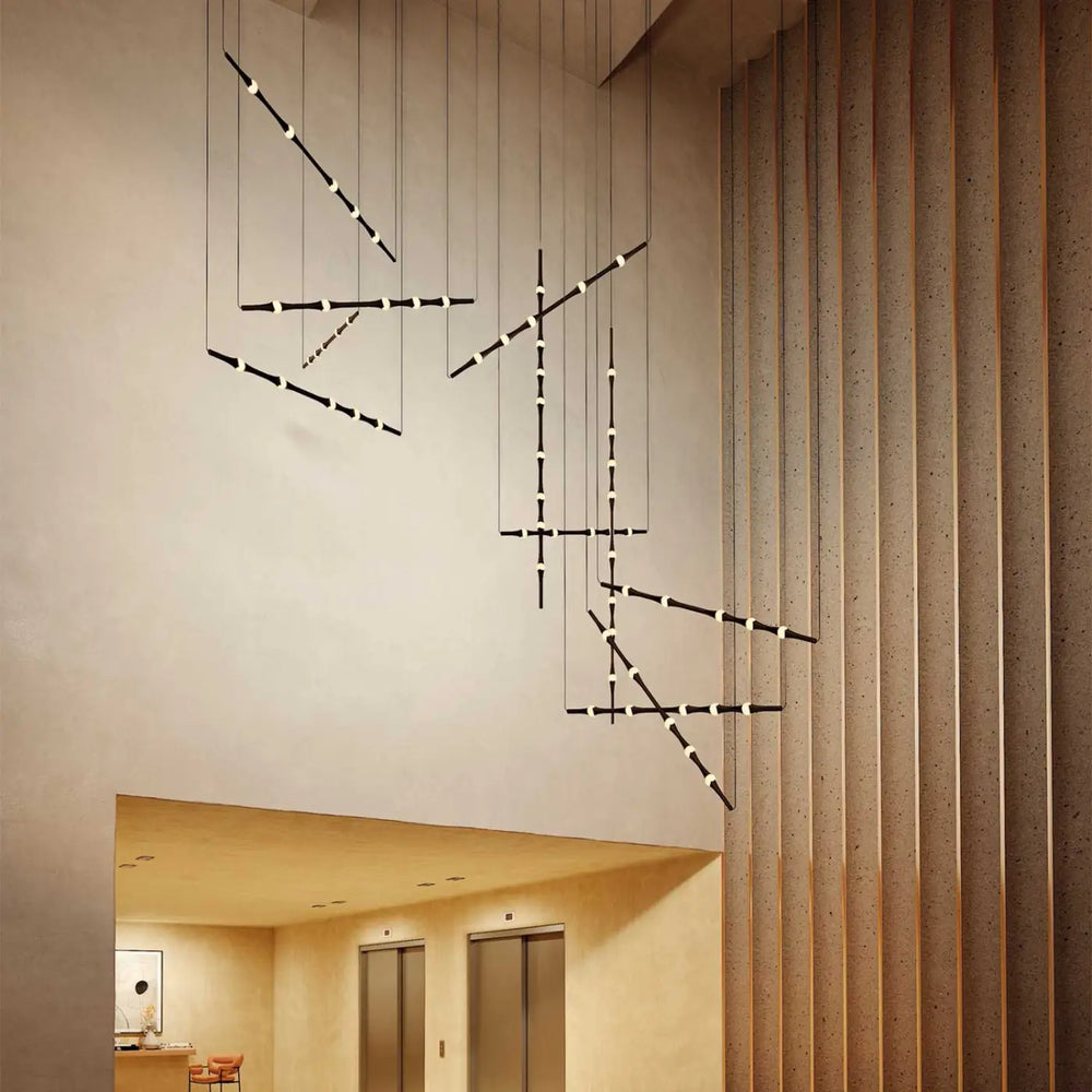 Suspension Dew en aluminium noir dans un intérieur