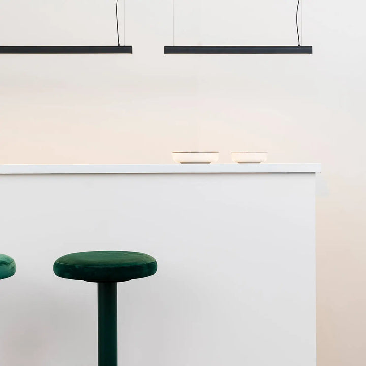 Suspension Vico 60 cm à rosace encastrable dans un intérieur