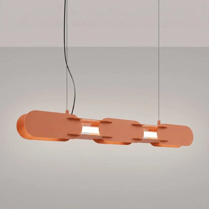 Suspension CHAIN ocre rouge allumée, suspendue