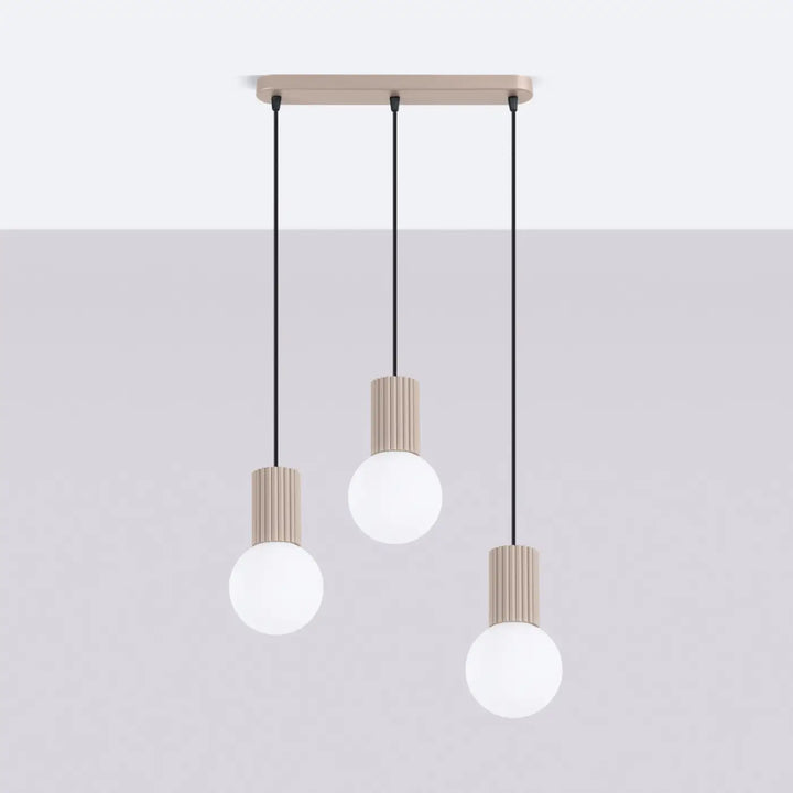 Suspension Halo taupe en ligne à globes opalins, éteinte