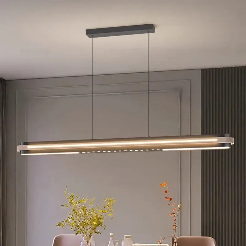 Suspension linéaire noire moderne pour salle à manger