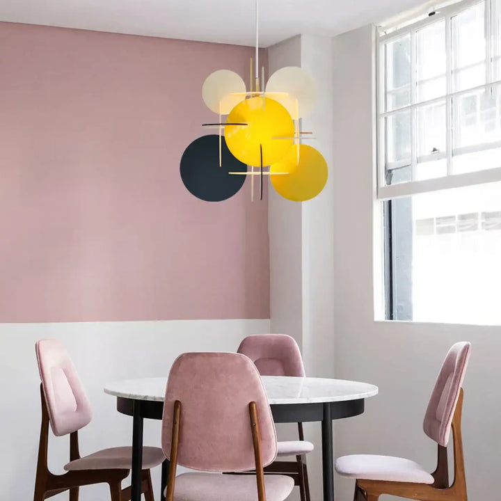 Suspension luminaire artistique en cercle coloré