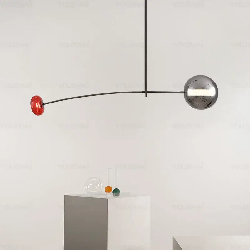 Suspension luminaire artistique métallique et verre coloré chic