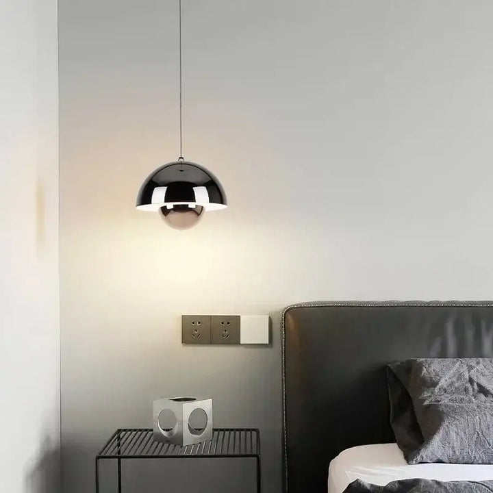 Suspension luminaire au style danois coloré pour cuisine moderne

