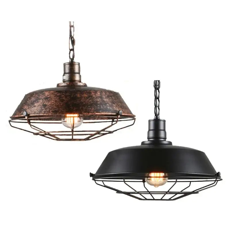 Suspension luminaire au style industriel en forme de cloche aplatie

