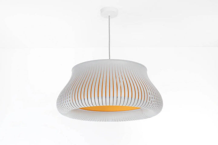 Suspension luminaire oblo blanc avec design nervuré et lumière intérieure jaune pour éclairage décoratif