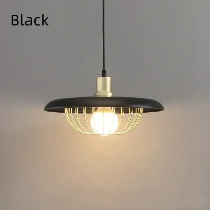 Suspension luminaire en bois et métal doré avec abat-jour rond chic