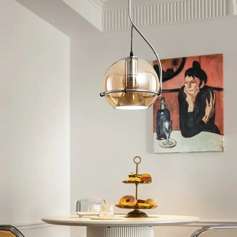 Suspension luminaire en boule de verre marron et spot LED argent

