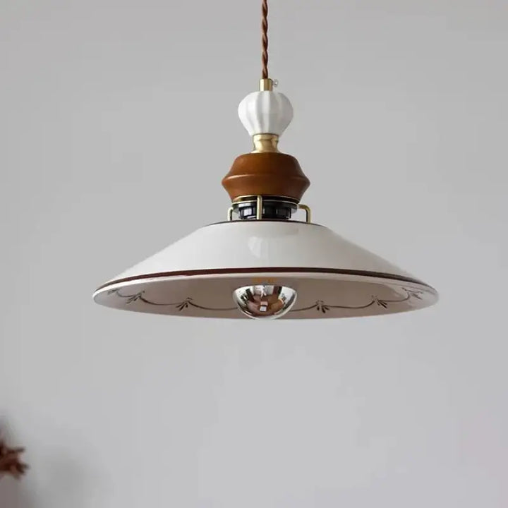 Suspension luminaire en céramique au style ancien et authentique