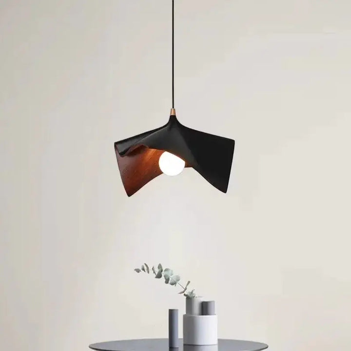 Suspension luminaire contemporaine avec finition bois