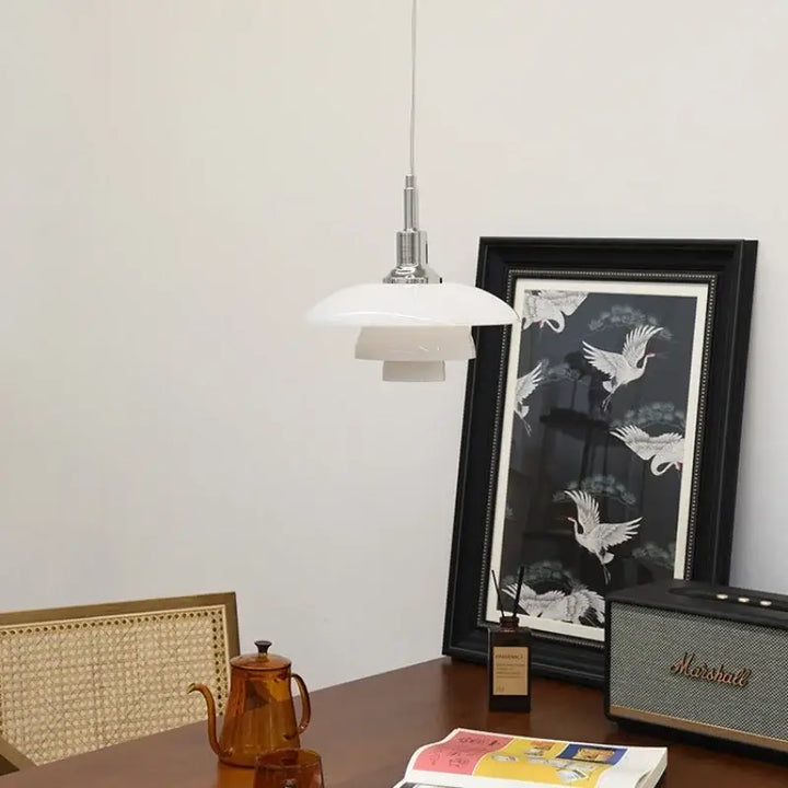 Suspension luminaire danoise de cuisine blanche ou orange

