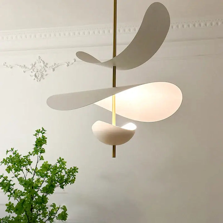 Suspension luminaire design aérien aux formes organiques blanc