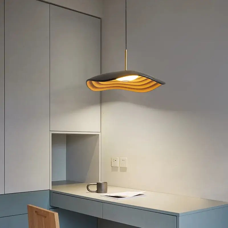 Suspension luminaire au design italien pour cuisine tendance

