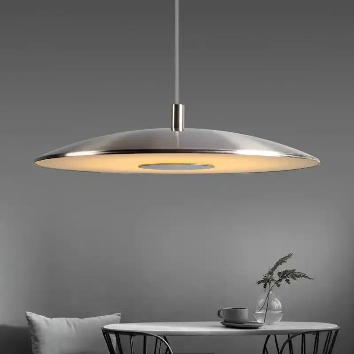 Suspension luminaire design plate ronde style moderne chic