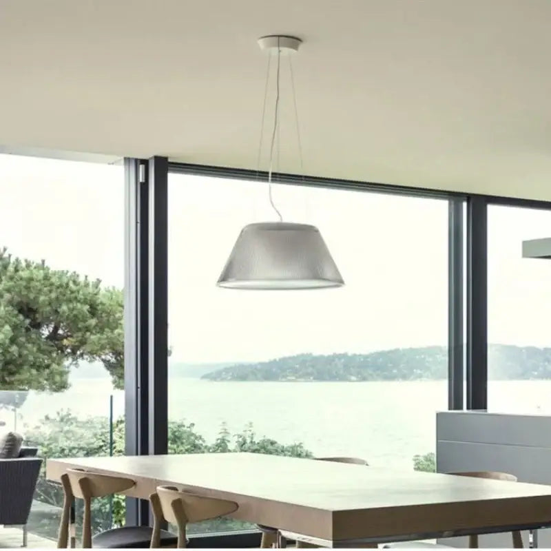 Suspension luminaire design transparent au style contemporain