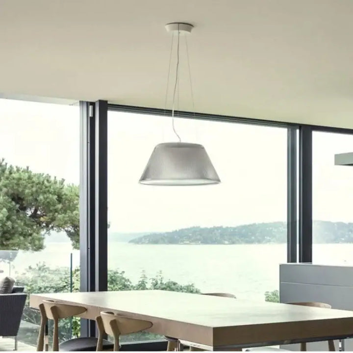 Suspension luminaire design transparent au style contemporain