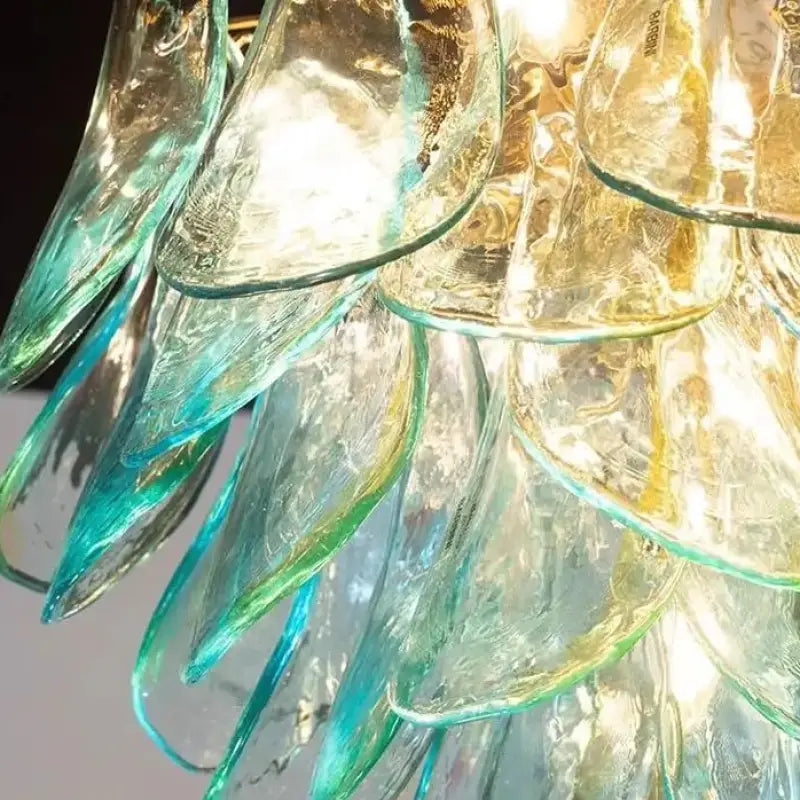 Suspension luminaire design en verre et métal élégant