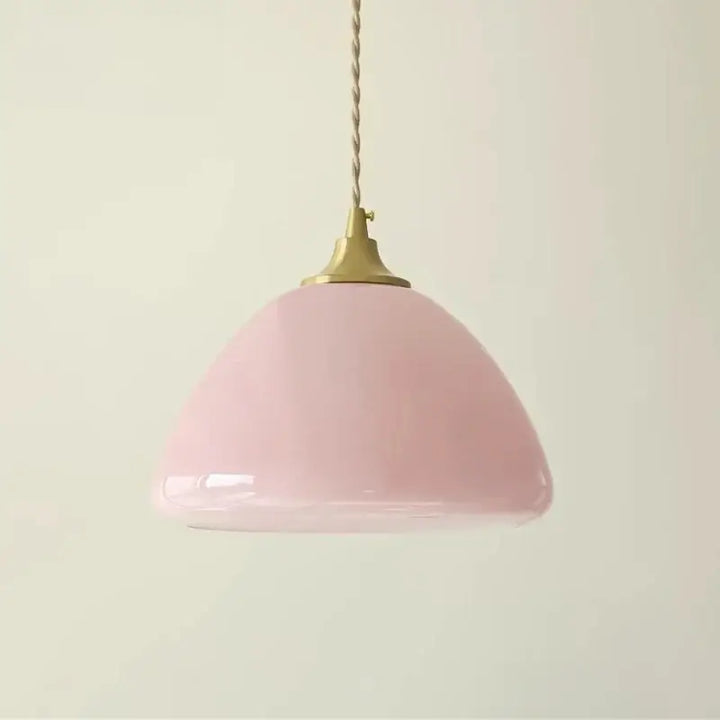 Suspension luminaire design en verre rose pastel et métal doré