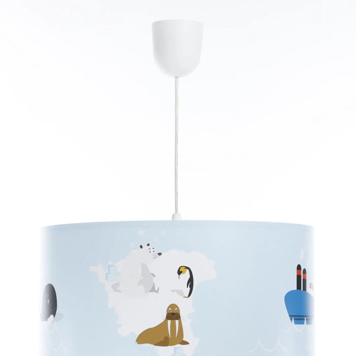 Suspension luminaire sweet dreams avec abat-jour cylindrique bleu clair orné d’animaux arctiques blancs et marron