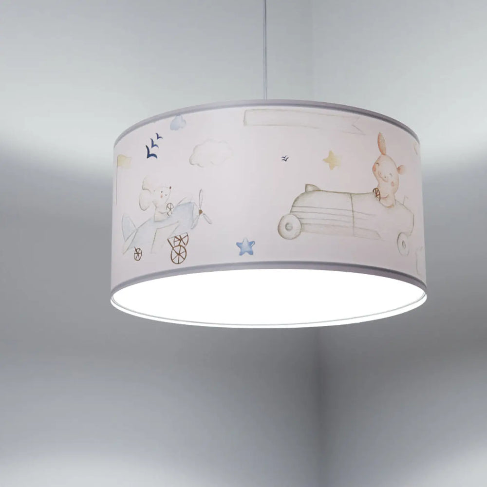 Suspension luminaire enfant avec abat-jour cylindrique blanc à illustrations pastel et bordure grise subtile