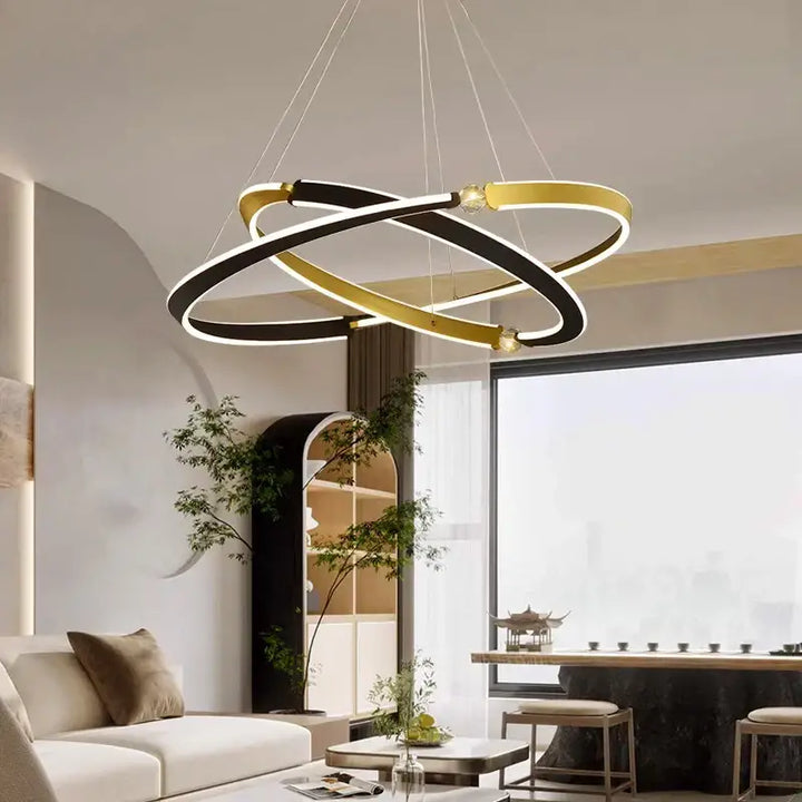 Suspension luminaire led en anneaux dorés design chic